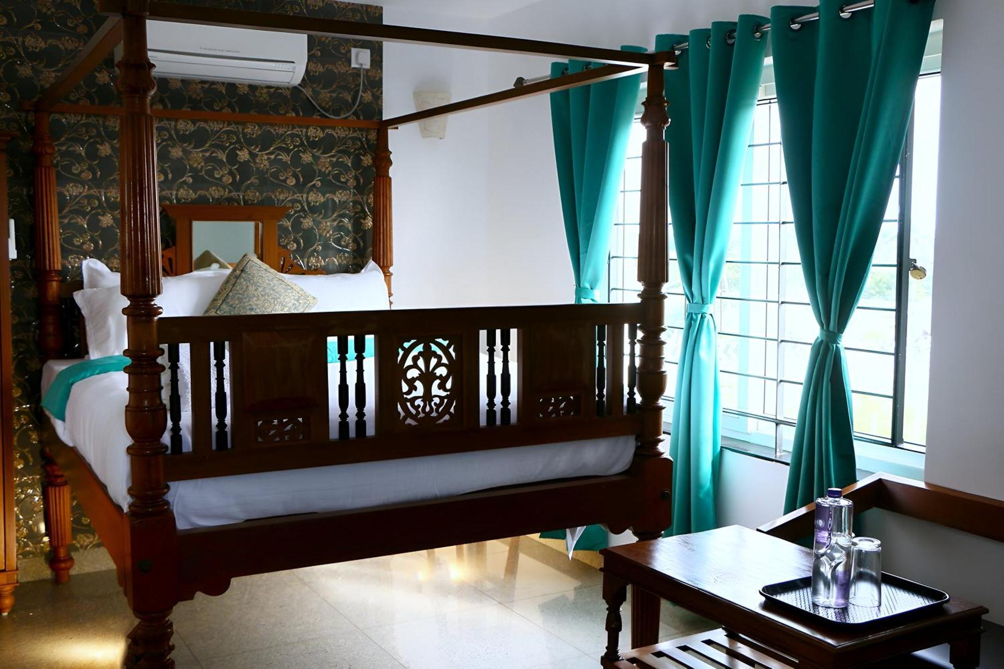 Le Holiday Inn Pondichéry Extérieur photo